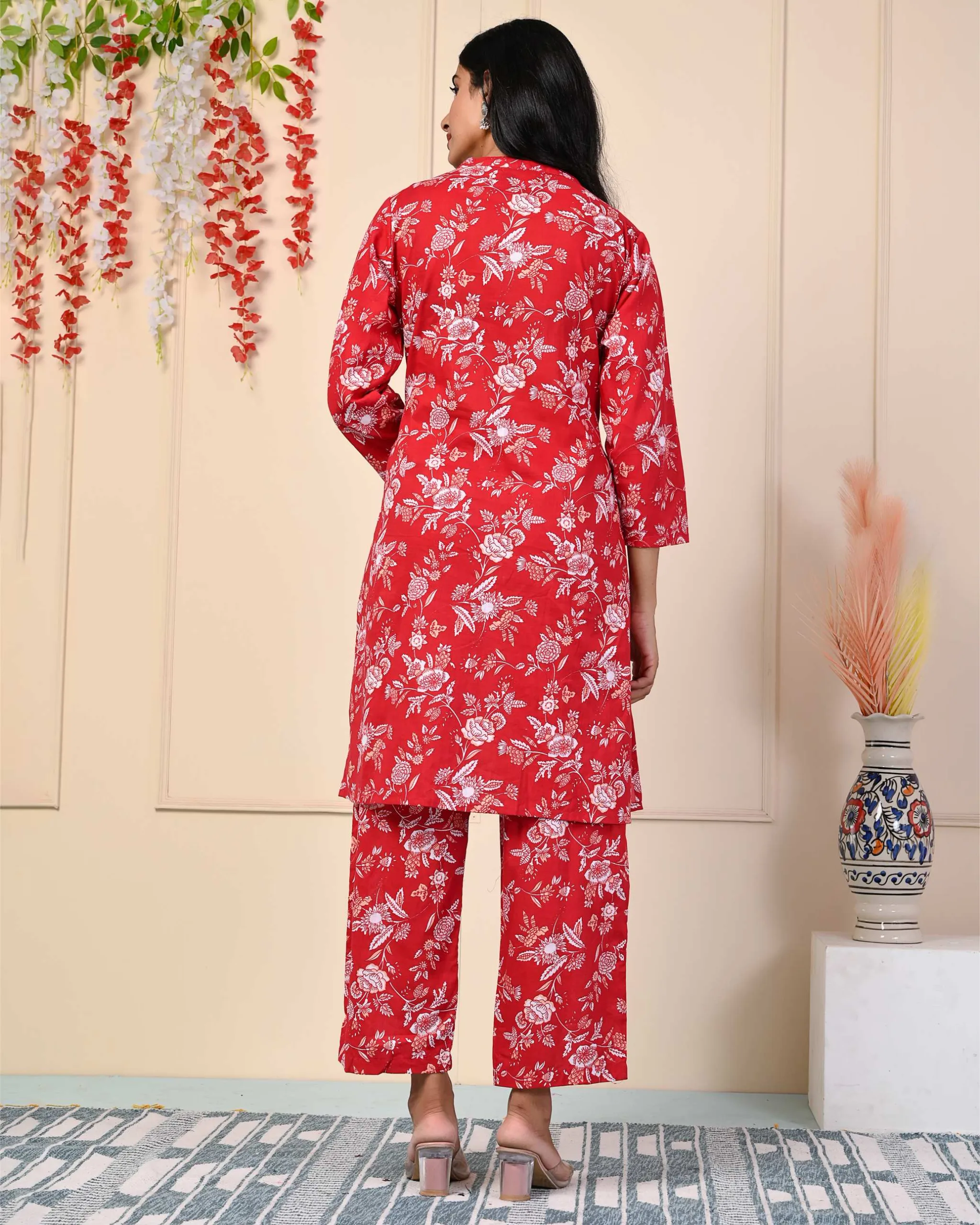 Red blooming co-ord set - Image 2